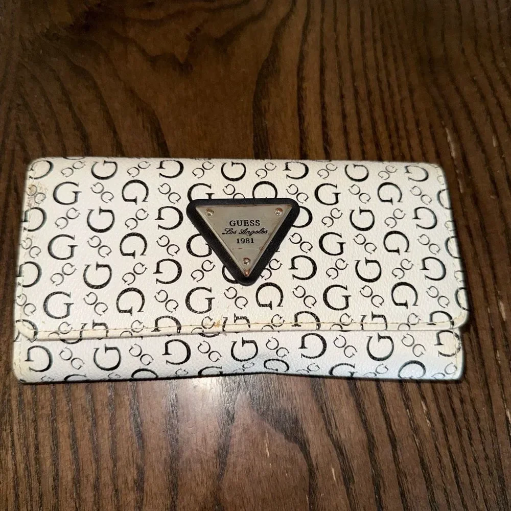 Guess Black and Cream Logo Card Holder